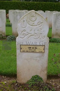 Doullens Communal Cemetery Extension No.1 - El-Habit, Aissa